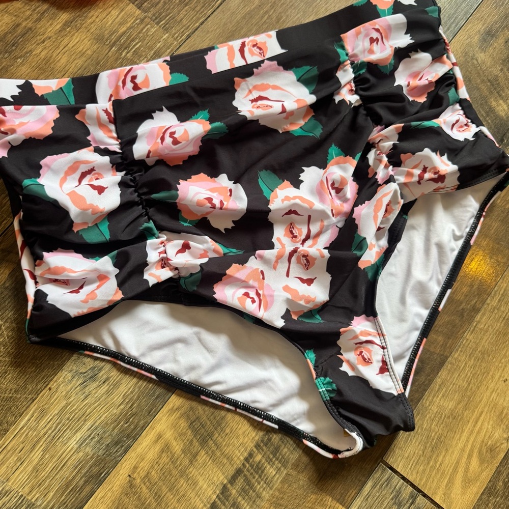 New Coral Ruffle Bikini Top with Floral High-Waist Bottoms - Picture 3 of 6